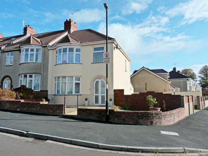 3 Bedroom End Of Terrace House To Rent In Stoneleigh Road, Knowle Bristol, BS4