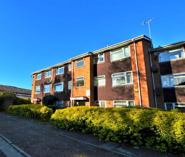 1 Bedroom Flat To Rent In Suffolk Close, Burnham, Slough, SL1