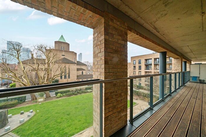 3 Bedroom Apartment For Sale In Upper North Street London, E14