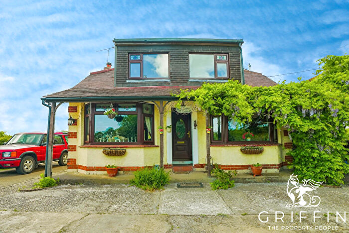 3 Bedroom Detached Bungalow For Sale In Southend Road, Corringham, Stanford-Le-Hope, SS17