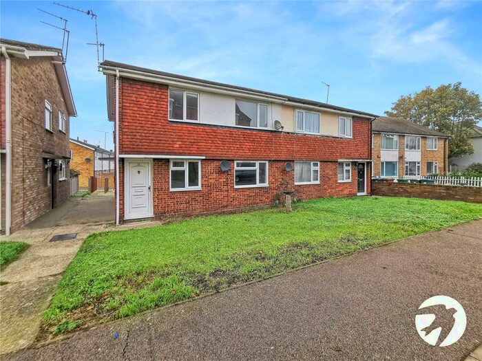2 Bedroom Maisonette To Rent In Lessness Park, Belvedere, DA17