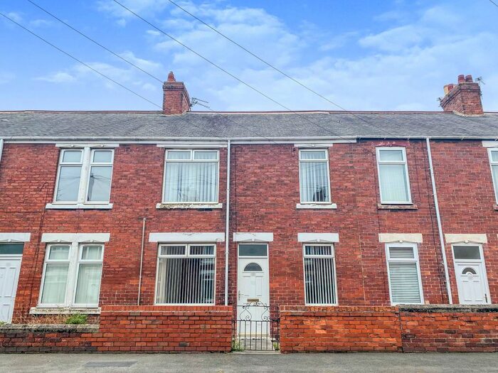 2 Bedroom Flat To Rent In Victoria Terrace, Bedlington, NE22