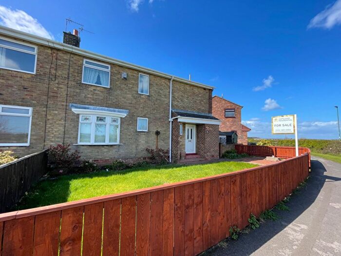 3 Bedroom Semi Detached House For Sale In Henry Avenue, Bowburn, Durham, DH6