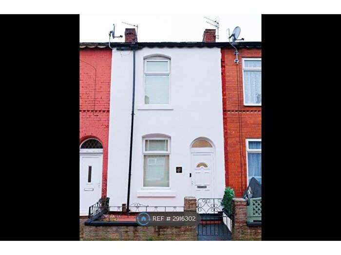 3 Bedroom Terraced House To Rent In Helena St, Salford, M6