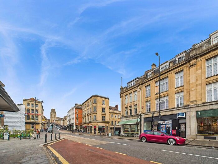 Studio To Rent In Studio, - College Green, BS1