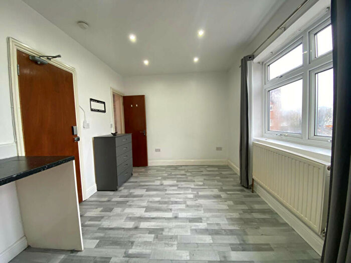 Studio To Rent In Aldborough Road South, Ilford, Essex, IG3