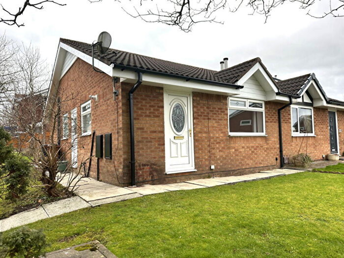 2 Bedroom Semi-Detached Bungalow For Sale In Otmoor Way, Royton, OL2