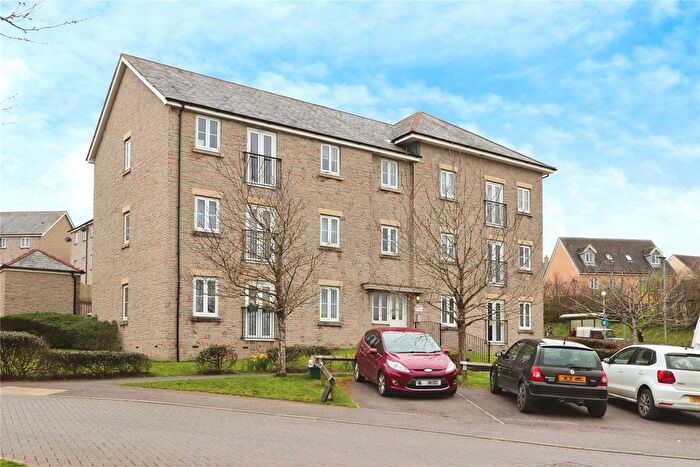 2 Bedroom Flat For Sale In Watkins Way, Bideford, Devon, EX39