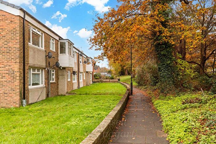 1 Bedroom Property To Rent In Green Walk, Crawley, RH10