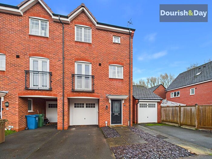 3 Bedroom End Terrace House For Sale In Sawyer Way, Stone, ST15