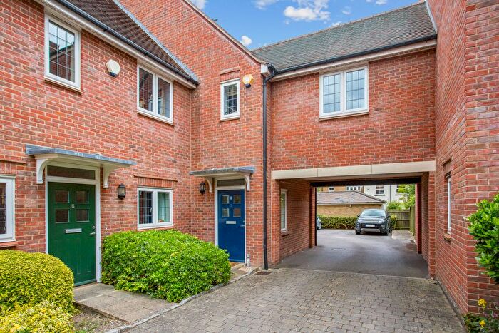 3 Bedroom Terraced House To Rent In Lark Hill, Oxford, OX2