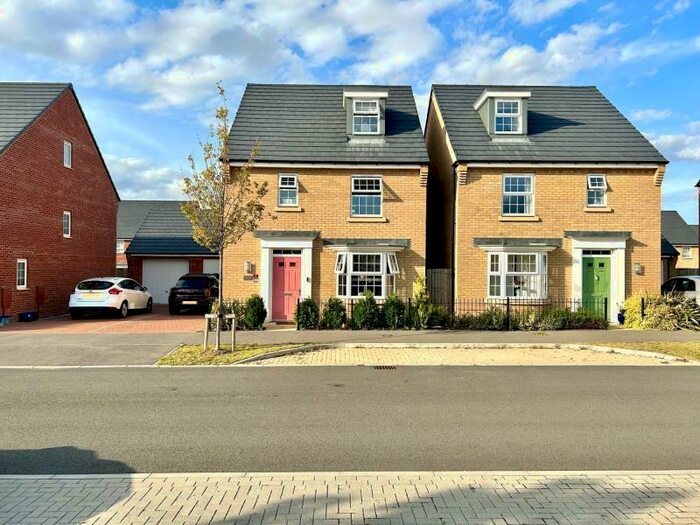 4 Bedroom Detached House To Rent In Hermes Row, Brooklands, MK10