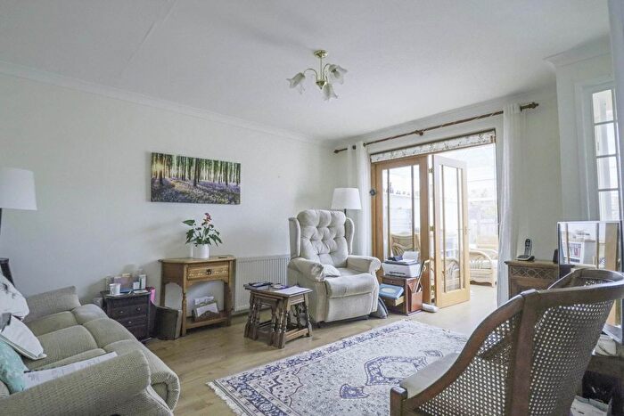 2 Bedroom Bungalow For Sale In Moorcroft Road, Hutton Village, Weston-Super-Mare, BS24