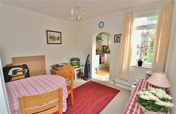 2 Bedroom End Of Terrace House To Rent In Wendover Road, Staines-Upon-Thames, Surrey, TW18