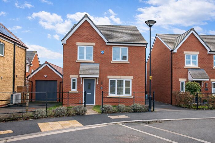 4 Bedroom Detached House For Sale In Magdalene Close, South Marston, SN3