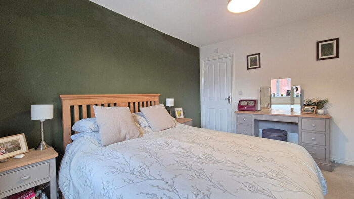 4 Bedroom Detached House For Sale In Nelsons Way, Stockton, CV47