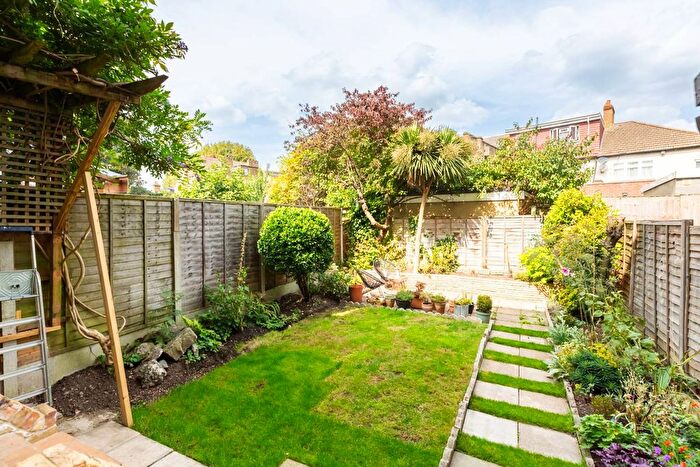 3 Bedroom Property To Rent In Crofton Road, Plaistow, London, E13