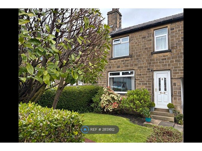 3 Bedroom Terraced House To Rent In Hollin Terrace, Huddersfield, HD3
