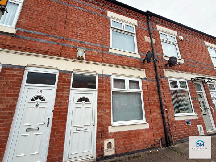 3 Bedroom Terraced House For Sale In Moat Road, Leicester, LE5