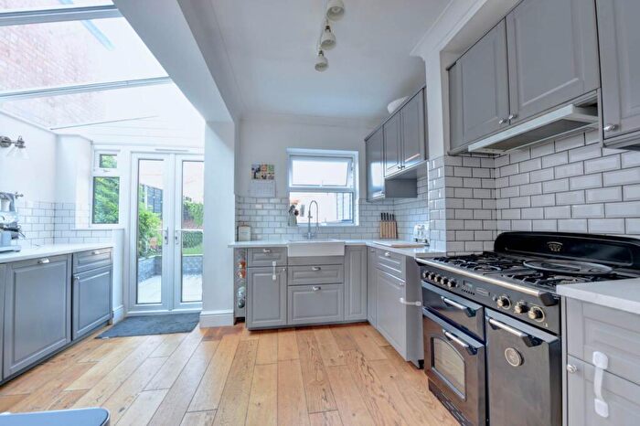 4 Bedroom Semi-Detached House For Sale In Reading Road, Henley-On-Thames, RG9