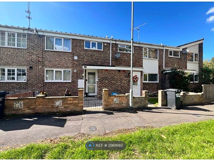 3 Bedroom Terraced House To Rent In Islandsmead, Swindon, SN3
