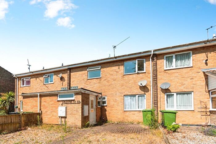 3 Bedroom Terraced House For Sale In Fairfields, Thetford, IP24