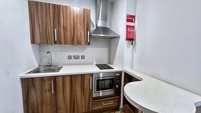 1 Bedroom Flat To Rent In Dighton Street, Bristol, BS2