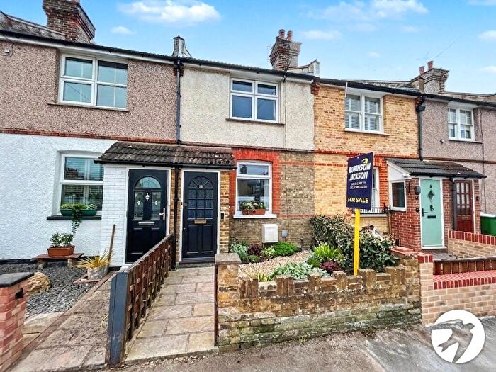 2 Bedroom Terraced House For Sale In Woodside Road, Sidcup, Kent, DA15