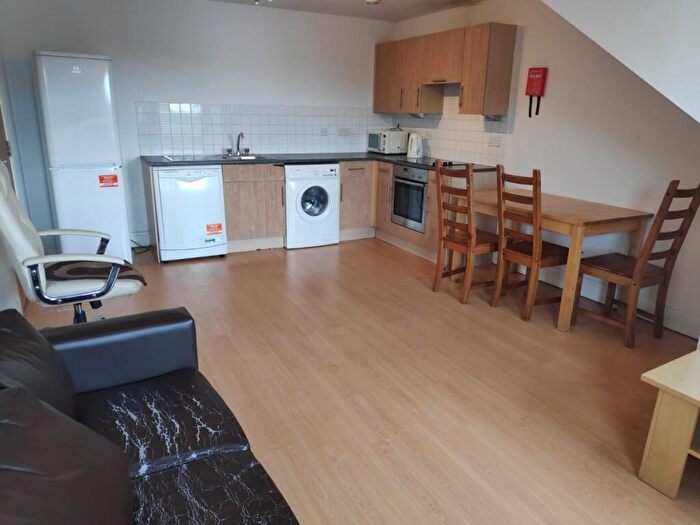 2 Bedroom Apartment To Rent In Grovehill Road, Redhill, RH1