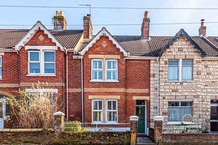 2 Bedroom Terraced House For Sale In Britannia Road, Poole, BH14