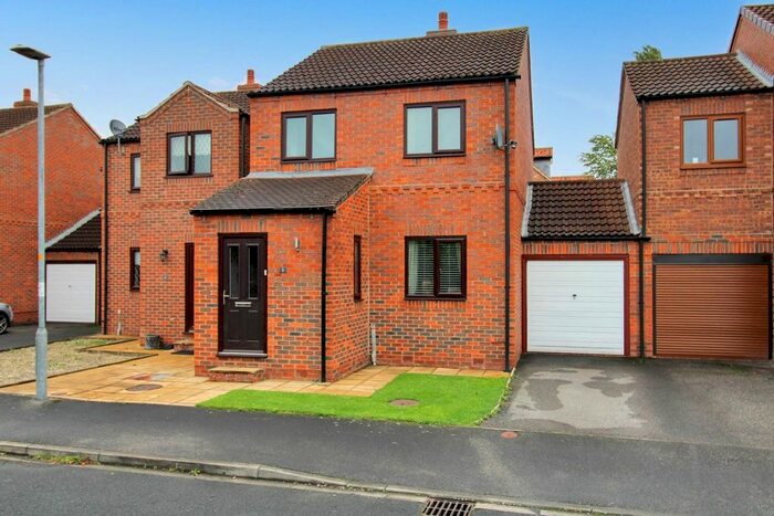 3 Bedroom Link Detached House For Sale In Gables Court, Dishforth, Thirsk, YO7