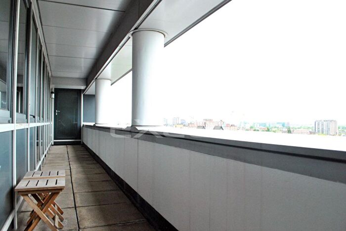 3 Bedroom Flat To Rent In Abercorn Place, St Johns Wood, London, NW8