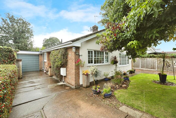 2 Bedroom Detached Bungalow For Sale In Holds Lane, Torworth, Retford, DN22