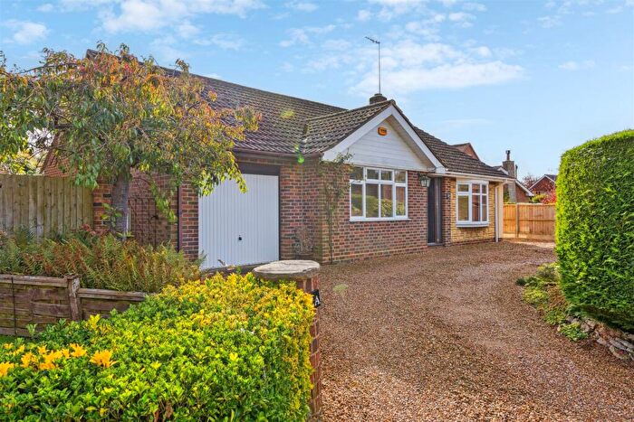 2 Bedroom Detached Bungalow For Sale In Ivy Lane, Stewkley, Buckinghamshire, LU7