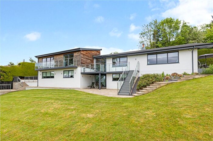 5 Bedroom Detached House For Sale In Stonehouse Lane, Cookham, Berkshire, SL6
