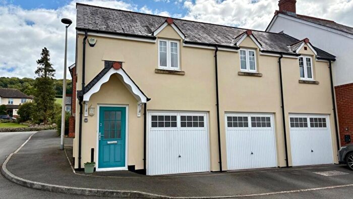 2 Bedroom Apartment For Sale In Carslake Close, Sidmouth, Devon, EX10