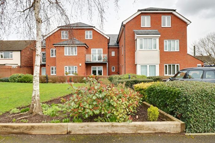 2 Bedroom Apartment To Rent In Halfway Street, Sidcup, Kent, DA15