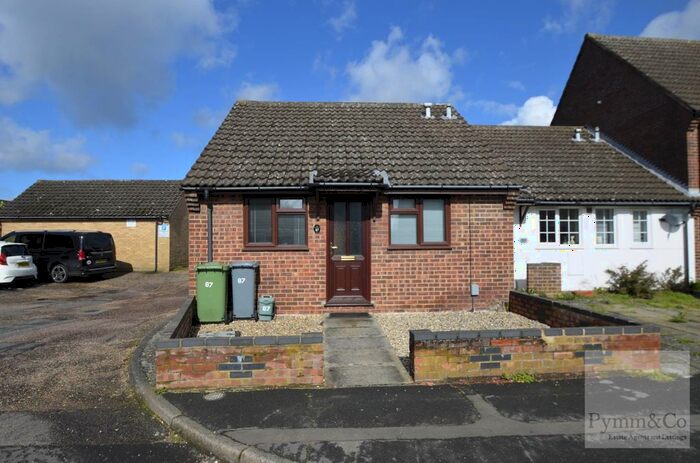 2 Bedroom Semi-Detached Bungalow To Rent In Nursery Close, Hellesdon, NR6