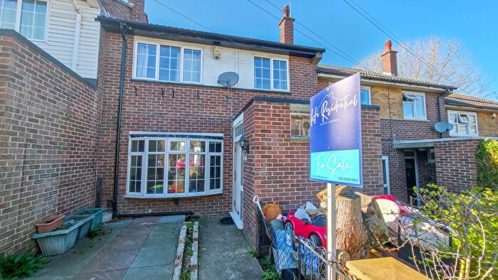 3 Bedroom Terraced House For Sale In Olven Road, Plumstead Common, London, SE18