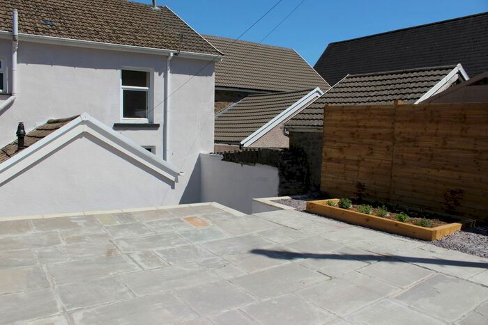 3 Bedroom End Of Terrace House To Rent In Dewinton Street, Tonypandy CF40