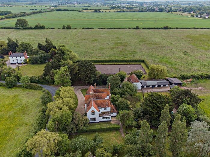 6 Bedroom Equestrian Property For Sale In Vicarage Lane, Mundon, Maldon, Essex, CM9
