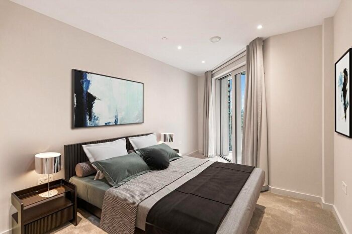 1 Bedroom Apartment To Rent In Nine Elms Lane, London, SW11