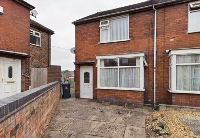 2 Bedroom End Of Terrace House To Rent In Jubilee Avenue, Hanley, Stoke-On-Trent, ST1
