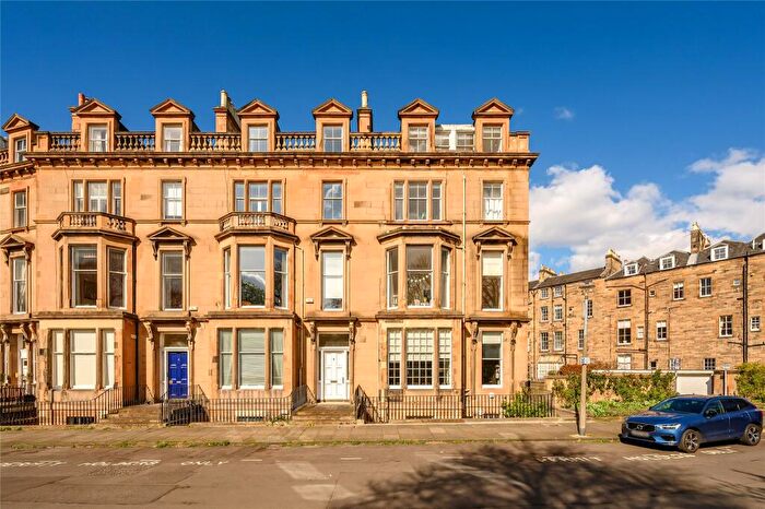 2 Bedroom Apartment For Sale In Belgrave Crescent, Edinburgh, Midlothian, EH4
