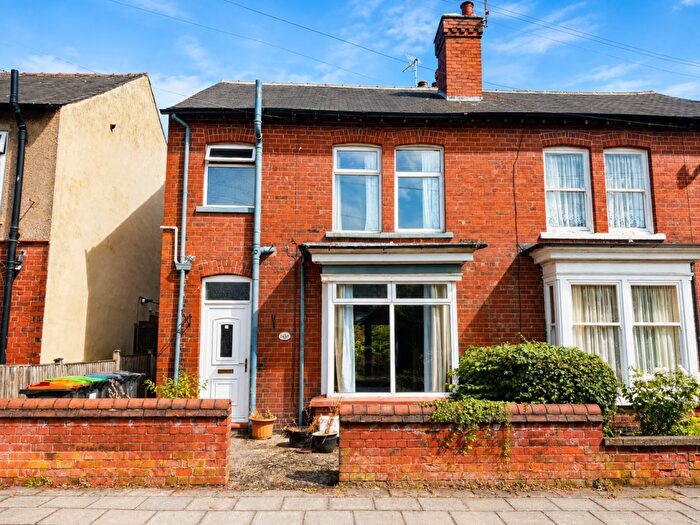 3 Bedroom Semi-Detached House For Sale In Bathwood Drive, Sutton-in-ashfield, NG17