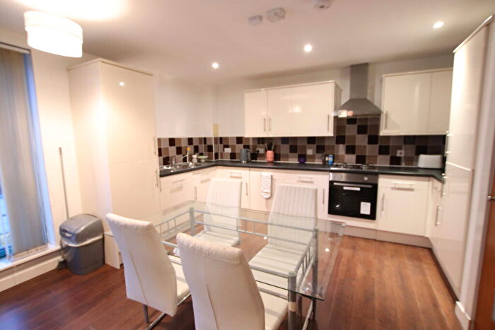 2 Bedroom Apartment To Rent In Unicorn Court, City Quay, DD1