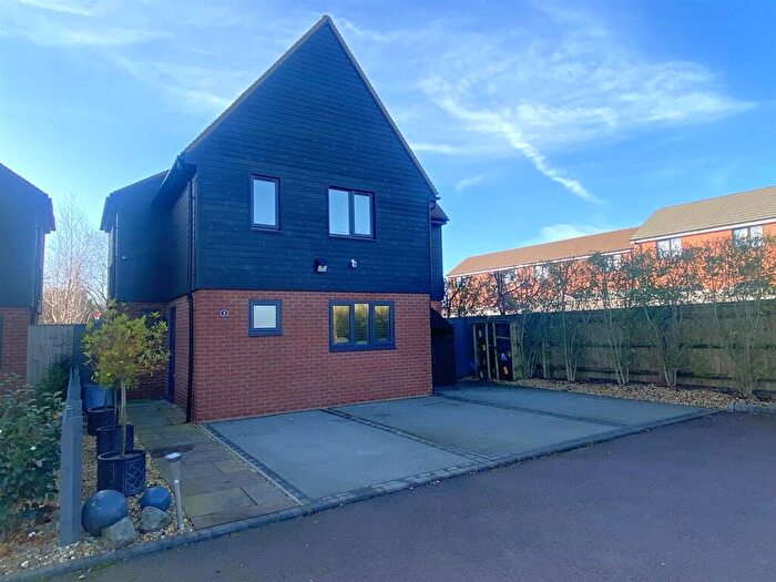 5 Bedroom Detached House For Sale In Southend Lane, Newent, GL18