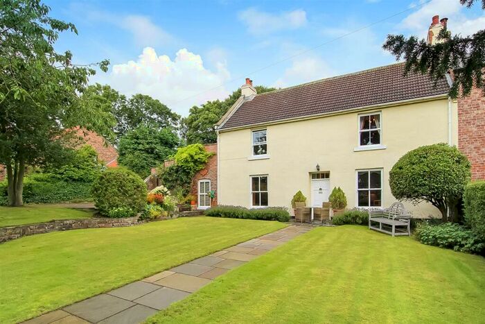 4 Bedroom Semi-Detached House For Sale In South Terrace, Croft On Tees, DL2