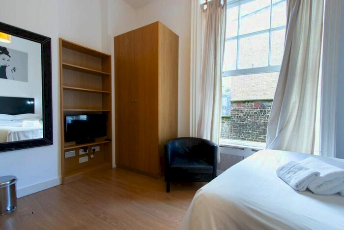 Studio To Rent In Cartwright Gardens, Bloomsbury, London, WC1H