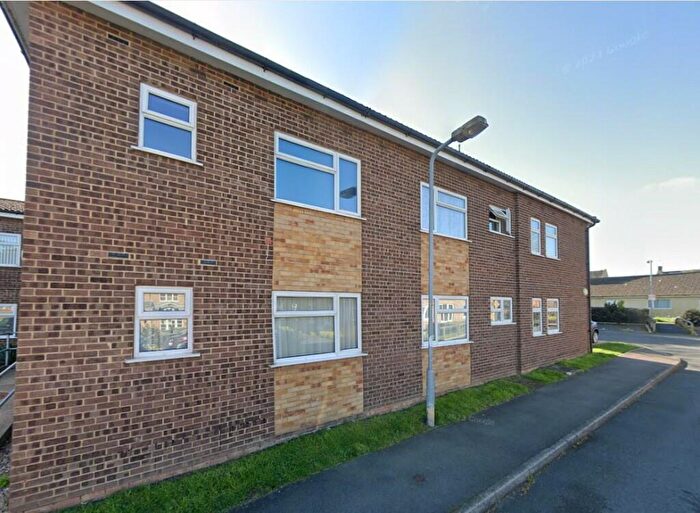 1 Bedroom Flat To Rent In Manor Close, NN14